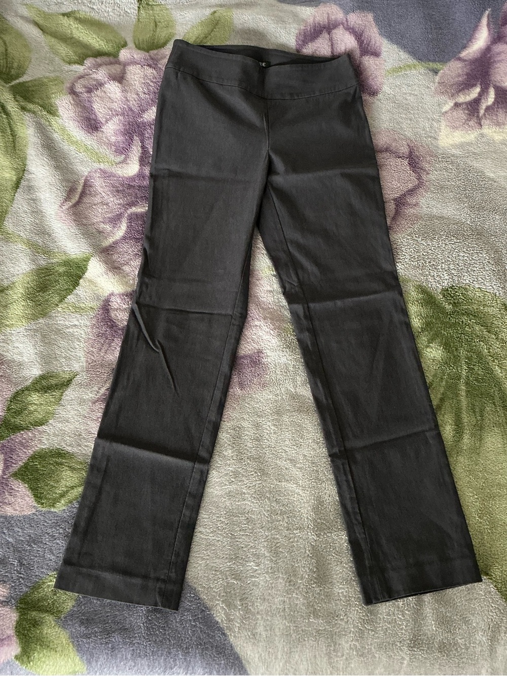 NIC + ZOE Wonderstretch Straight Leg Pants - Picture 2 of 12